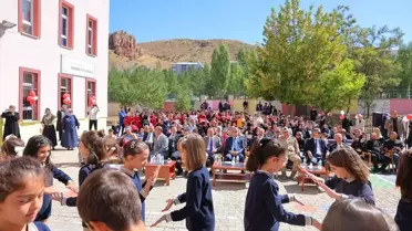 Bayburt'ta İlköğretim Haftası Kutlandı