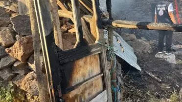 Bingöl'de Ahırda Yangın