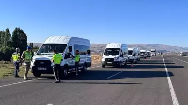 Karlıova'da Öğrenci Servisi Denetimi