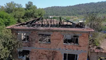 Orman Yangını Mukadder Ada'nın Evini Yaktı