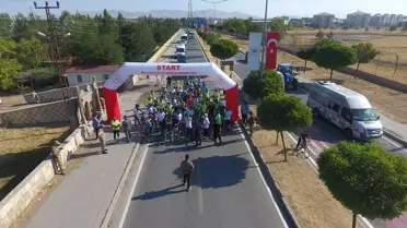 Malazgirt'ten Ahlat'a Bisiklet Turu