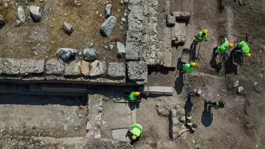 Blaundos'ta 1900 Yıllık Kuzey Tapınağı Gün Yüzüne Çıkıyor