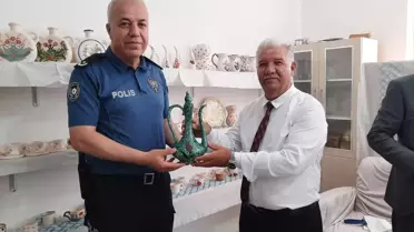 Bozyazı'nın Yıl Sonu Sergisi Açıldı