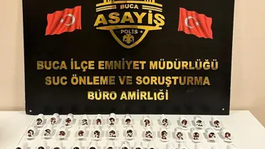 Buca'da 2 Bin 246 Sentetik Ecza Hapı Ele Geçirildi