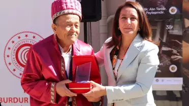 Burdur'da Yılın Ahisi Ödülü Ramazan Gökdoğan'a