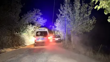 Baba Çayı Kurtarmak İçin Atladı, Boğuldu