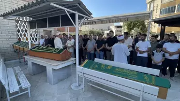 Karacabey'de Yangında 3 Kişinin Cenazesi Defnedildi