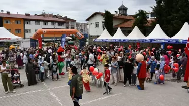Vezirköprü'de Çocuklar Şenlikte Eğlendi