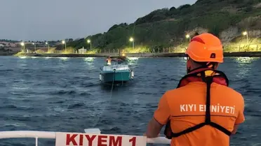Çanakkale'de Sürüklenen Tekne Kurtarıldı