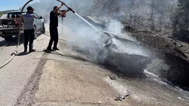 Alev Alan Otomobilde Bir Kişi Hayatını Kaybetti