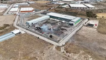 Çerkeş'te Kağıt Fabrikasında Yangın