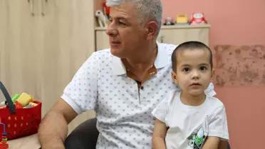 İzmir'de İlk Biyonik Kulak Ameliyatı