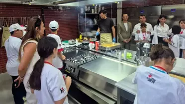 ÇOMÜ'den Renkli Makarna Atölyesi