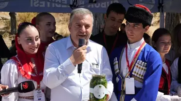 Başkan Demirbaş'tan Festival Eleştirilerine Tepki