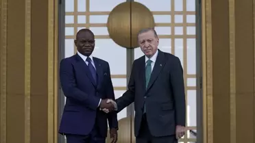 Cumhurbaşkanı Erdoğan, Gabon Cumhurbaşkanı Oligui Nguema'yı resmi törenle karşıladı