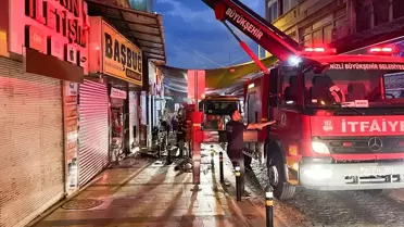 Denizli'de İş Yerinde Yangın Çıktı