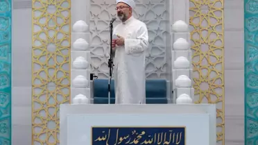 Diyanet İşleri Başkanı Erbaş, Ankara'daki Ahmet Hamdi Akseki Camisi'nde hutbe irat etti Açıklaması