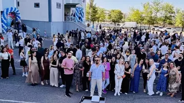 Nevzat Ayaz Lisesi Mezunları Buluştu