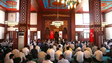 Diyarbakır'da Yeni Camii İbadete Açıldı