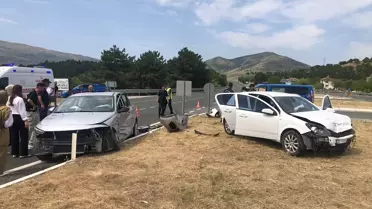 Sivrice'de Otomobil Kazası: 1 Yaralı