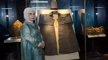 Emine Erdoğan Anadolu Selçukluları Sergisi'ni ziyaret etti