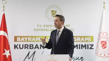 Bakan Bayraktar, Personeliyle Bayramlaştı