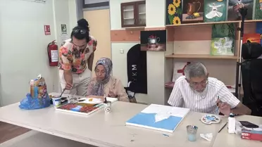 Engelli Kursiyerlerden Sanat Dolu Terapi