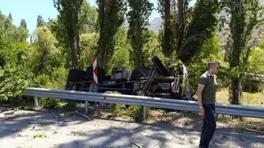 Hafriyat Kamyonu Devrildi: Sürücü Hayatını Kaybetti