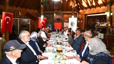 Erzurum ve Ardahan'da 15 Temmuz dolayısıyla gazi ve şehit yakınları onuruna yemek verildi