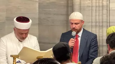 Fatih Şehzadebaşı Camisi'nde 15 Temmuz şehitleri için dua edildi