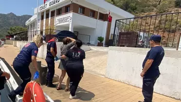 Fethiye'de Yaralı Tekne Yolcusu Tahliye Edildi