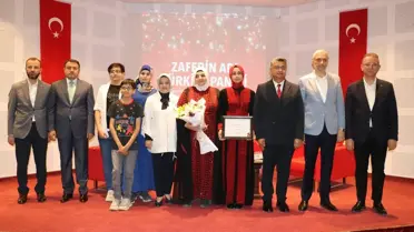 Alaa Zaaroura'ya Başarı Belgesi