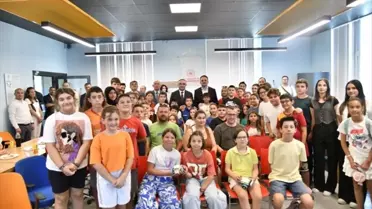 Eminoğlu, Gençlerle Bir Araya Geldi