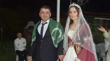 17 Yıl Sonra Düğün Yapıldı