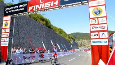 Grand Prix Bisiklet Yarışları Ordu'da yapıldı