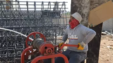 Kavurucu Sıcaklar İşçileri Zorluyor