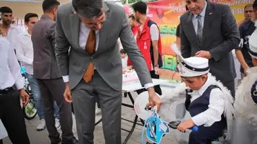 Hakkari'de Toplu Sünnet Şöleni Düzenlendi