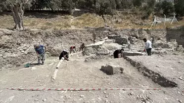 Hatay'da Antik Kentte Kazılar Devam Ediyor