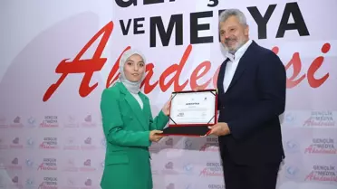 Hatay'da Gençlik ve Medya Akademisi Sertifika Töreni