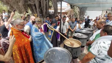 Samandağ'da Meryem Ana Yortusu ve Üzüm Bayramı Kutlandı