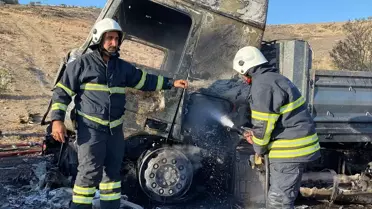 Belen'de Tırda Yangın Çıktı
