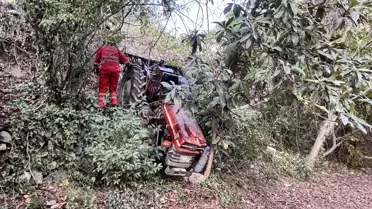 Dörtyol'da Traktör Uçuruma Devrildi