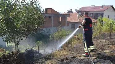 Havza'da Arazi Yangını Söndürüldü