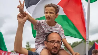 Hollanda'da F-35 Parça İhracatına Protesto