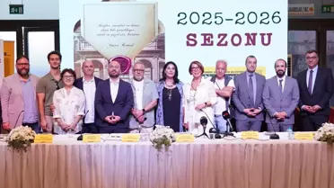 İBB Şehir Tiyatroları 2025-2026 Sezonunu Tanıttı