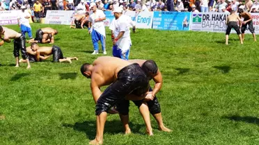 Recep Kara, Yağlı Güreşlerin Şampiyonu Oldu