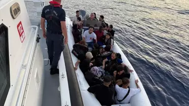 Dikili ve Menderes'te Düzensiz Göçmen Kurtarıldı