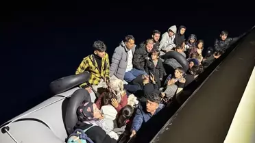 Dikili açıklarında 36 düzensiz göçmen yakalandı
