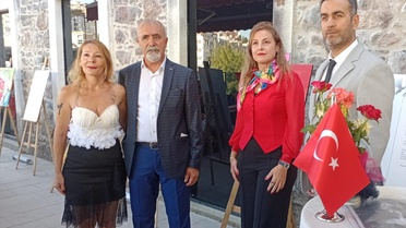 İzmir'de Barışın Renkleri Sergisi