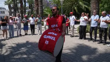 İzmir'de İşçi Grevi Devam Ediyor